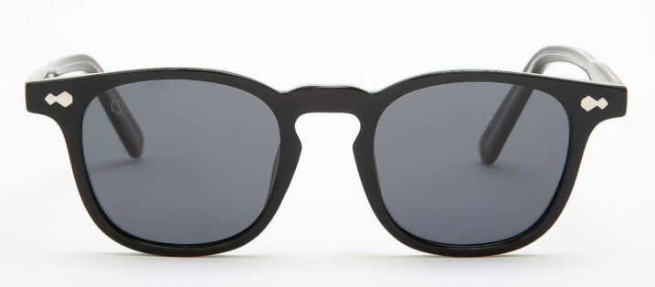DOBHE BLACK