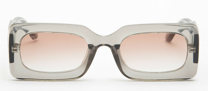NUSAKAN GREY